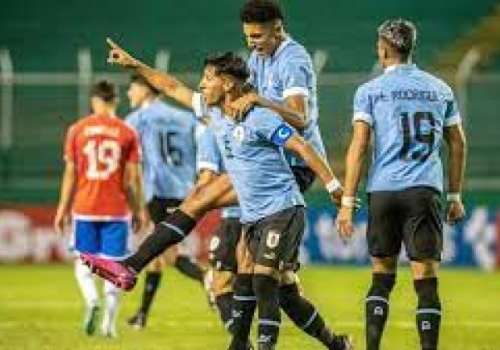 Grupo B: Uruguay goleó a Chile 3-0; Ecuador 1 –…