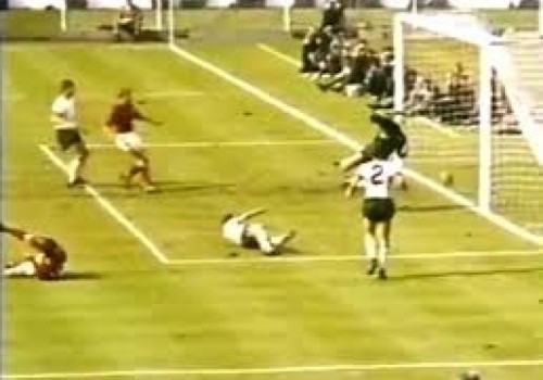 En 1966 Inglaterra también tuvo su “mano de Dios”… o de los árbitros