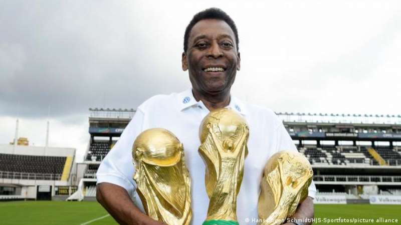 Falleció Pelé, el rey del fútbol brasileño, a los 82 años