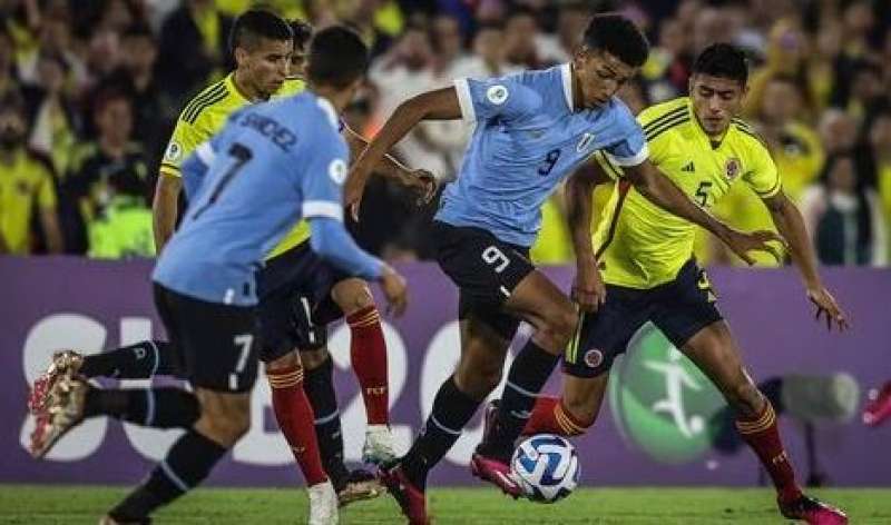 Brasil y Uruguay arrancaron primeros en el hexagonal