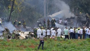 Avión cubano se estrelló con 104 pasajeros en La Habana