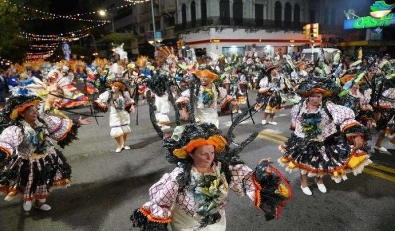 Desfile de Escuelas de Samba este viernes