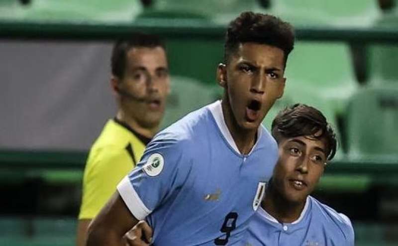 Uruguay lo dio vuelta ante Bolivia y clasificó: 4-1