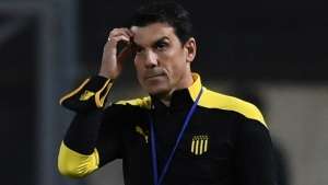 Mauricio Larriera renunció como entrenador