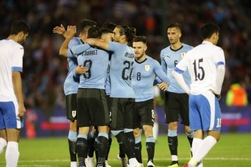 Uruguay derrotó a Uzbekistan por 3 a 0 y está en la final