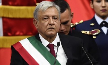 Andrés Manuel López Obrador asume la Presidencia