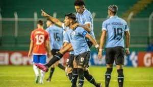 Grupo B: Uruguay goleó a Chile 3-0; Ecuador 1 – Bolivia 0
