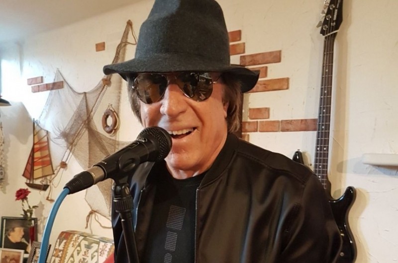 Falleció Ruben Melogno, el vocalista de la banda Psiglo