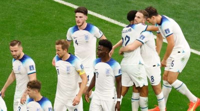 Inglaterra fue letal de contragolpe: 3-0 ante Senegal